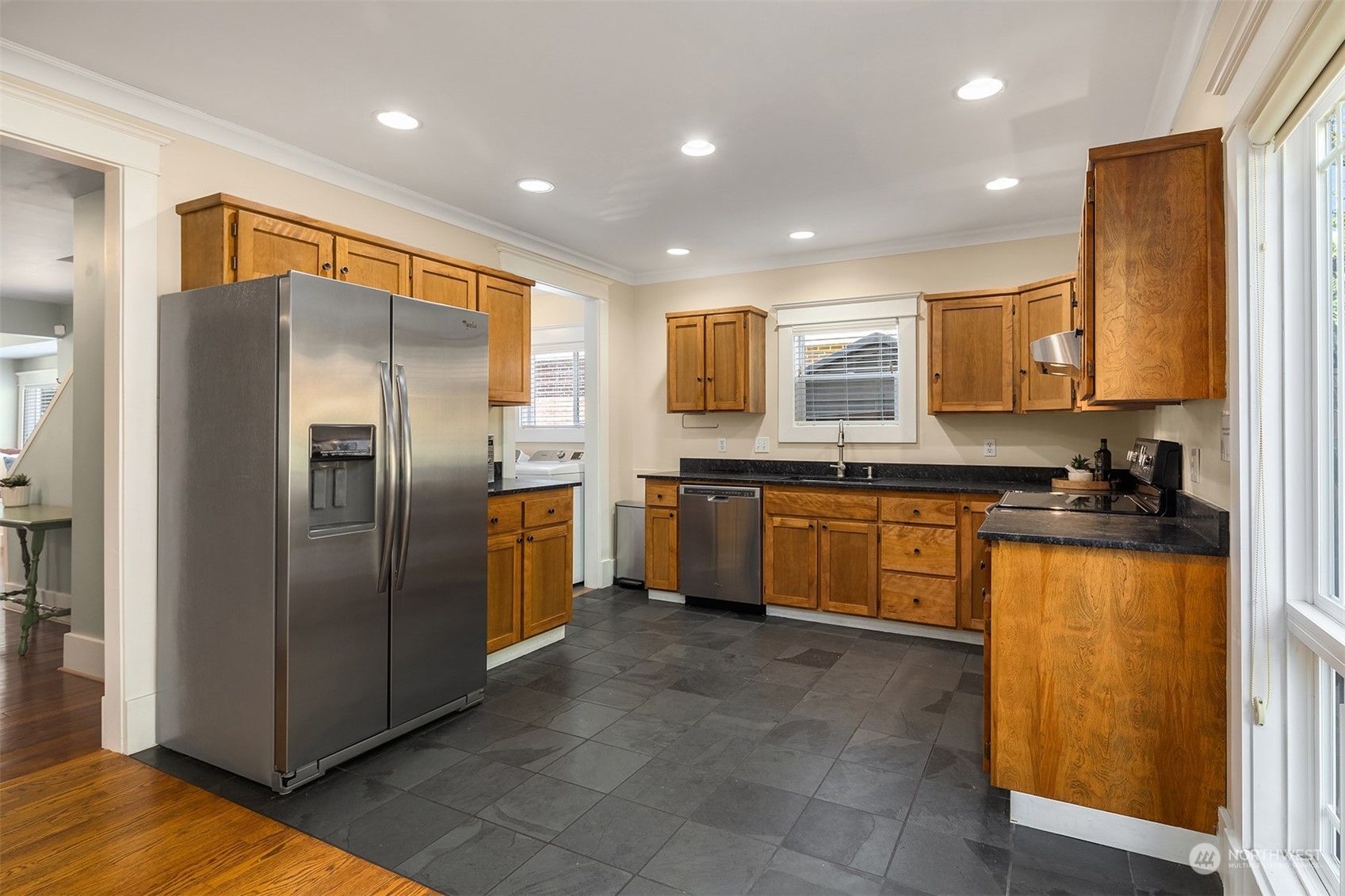 7316 Blake Place Southwest Seattle, WA 98136 - Photo 17 of 40 Gallery Image 17