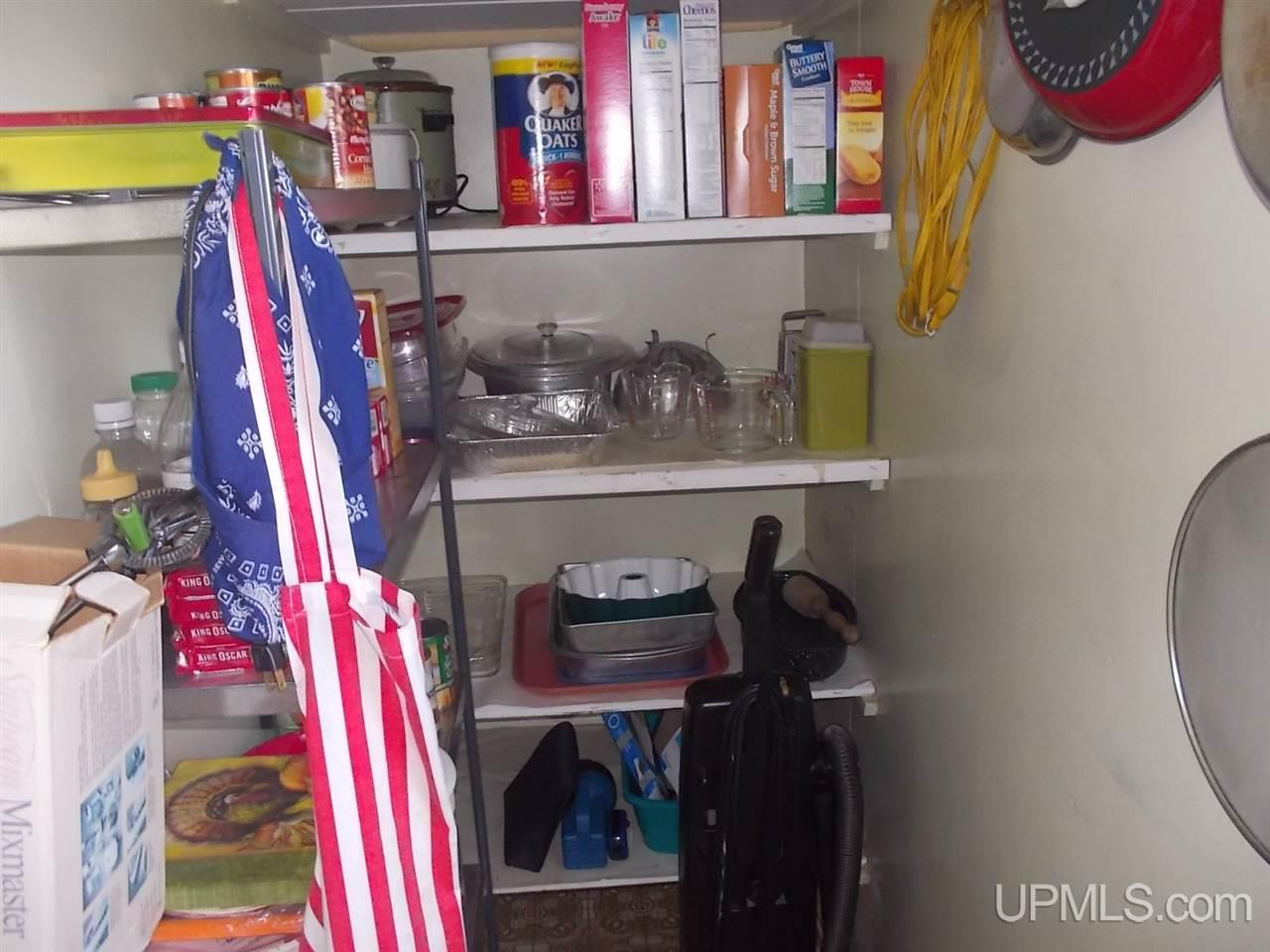 9735 North Johnson Road, Unit 404A Bessemer, MI 49911 - Photo 5 of 26
