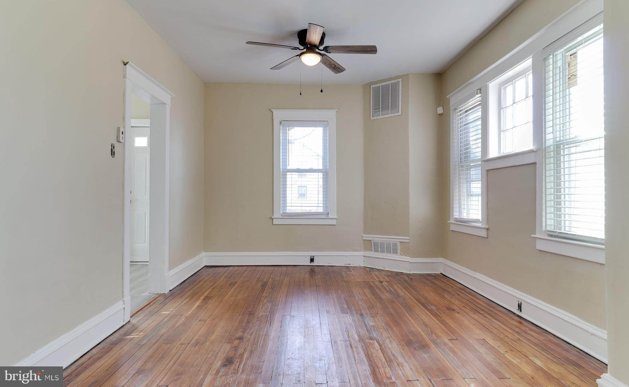 189 Wesley Street Salem, NJ 08079 - Photo 5 of 18 Gallery Image 5