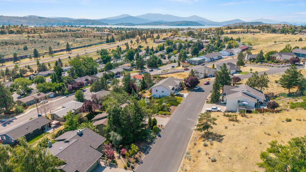 1620 Ridgecrest Drive Klamath Falls, OR 97601 - Photo 66 of 70 1620RidgecrestDr-74