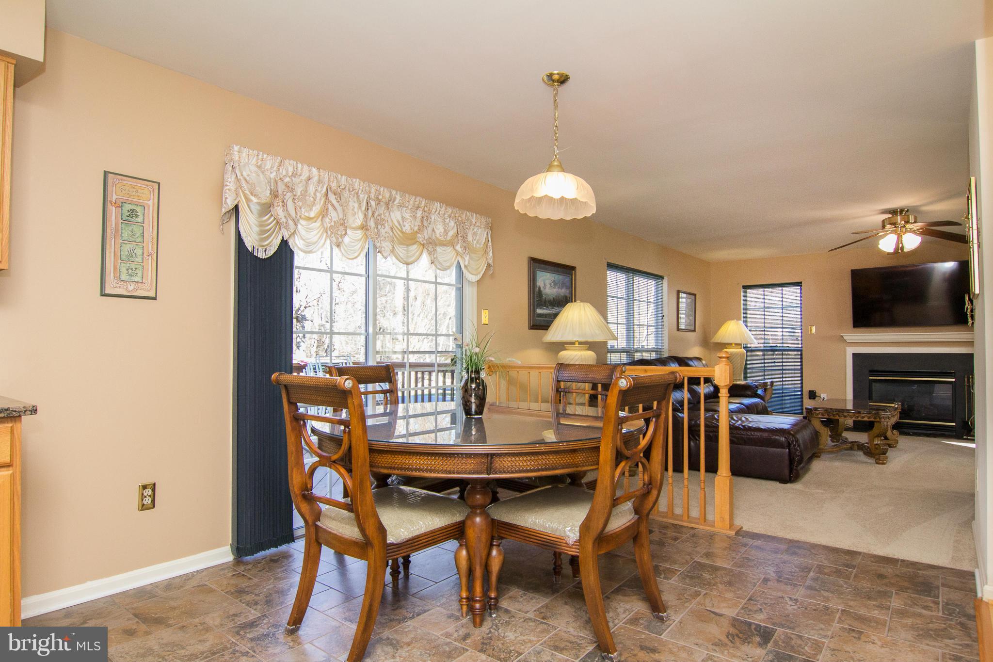 6312 Patuxent Quarter Road Hanover, MD 21076 - Photo 11 of 29 Kitchen