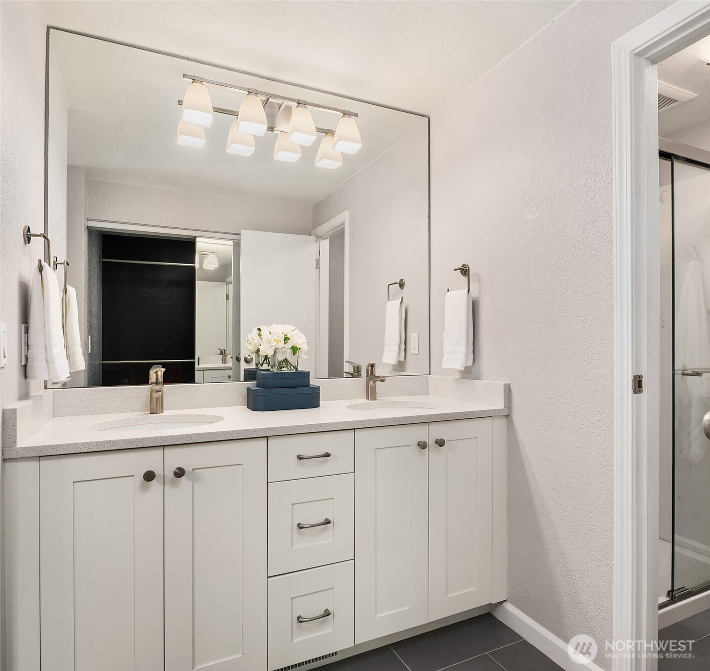 1816 171st Place Southeast Bothell, WA 98012 - Photo 16 of 40 Gallery Image 16