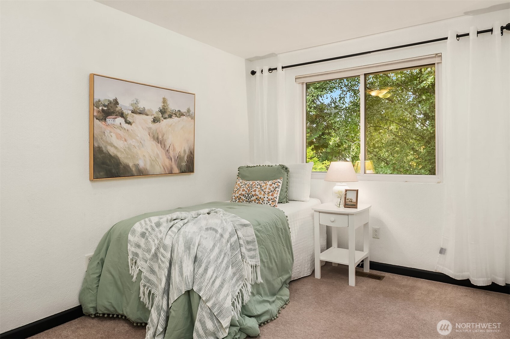 1816 171st Place Southeast Bothell, WA 98012 - Photo 20 of 40 Gallery Image 20
