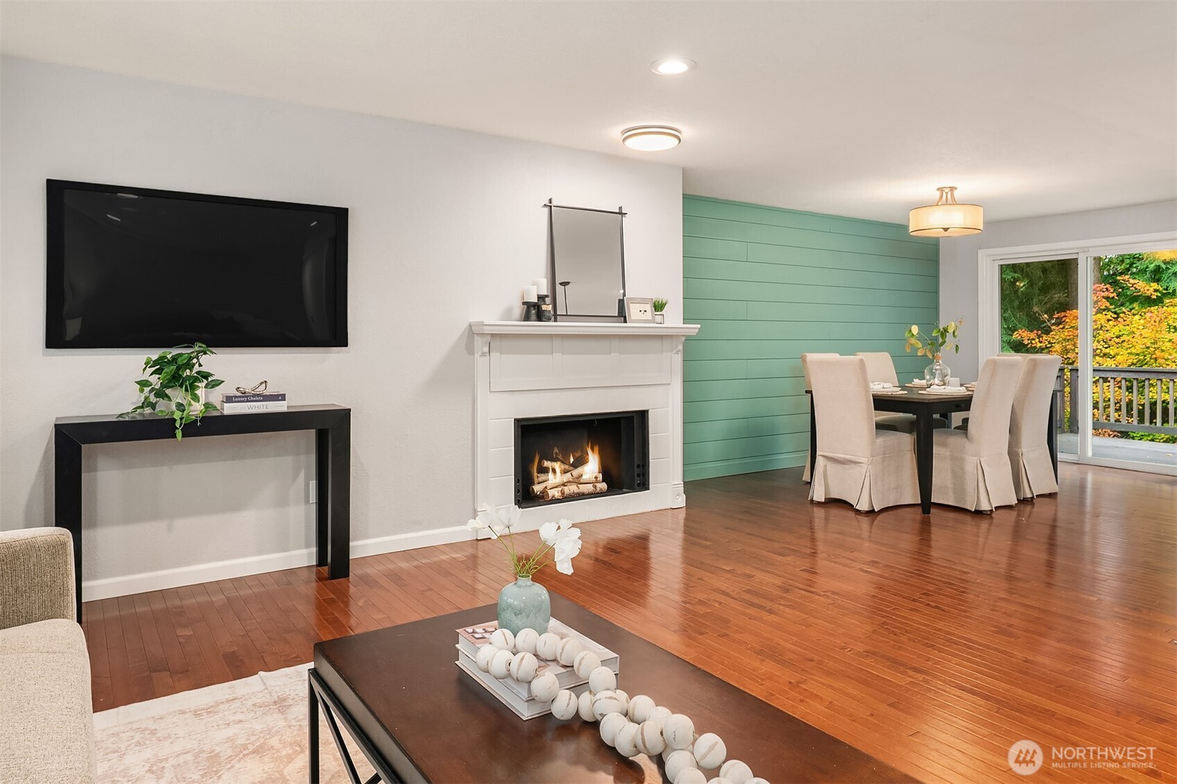 1816 171st Place Southeast Bothell, WA 98012 - Photo 5 of 40 Gallery Image 5