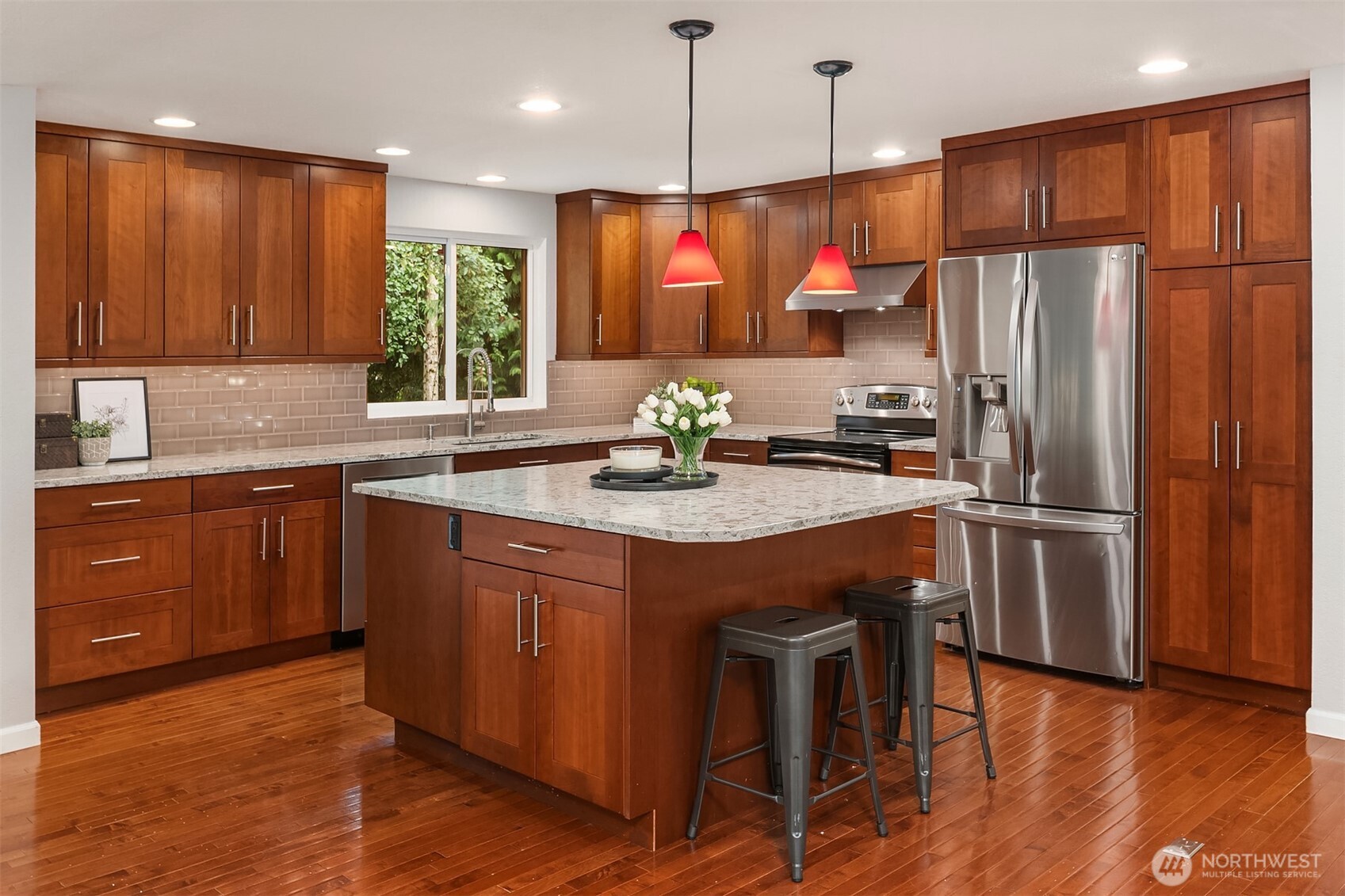 1816 171st Place Southeast Bothell, WA 98012 - Photo 6 of 40 Gallery Image 6
