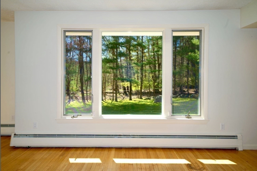 47 Bakers Hill Road Weston, MA 02493 - Photo 6 of 26 Gallery Image 6