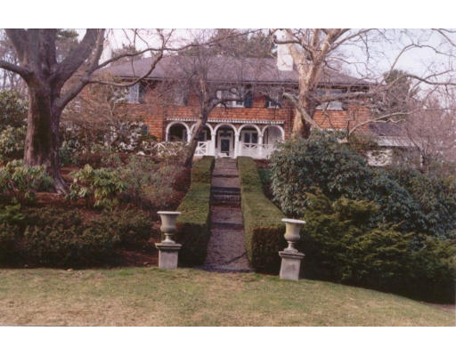 33 Harbor Street Manchester, MA 01944 - Photo 2 of 10 Gallery Image 2