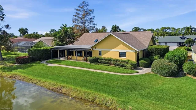$1,200,000 | 2274 Queens Way, Naples, FL 34112