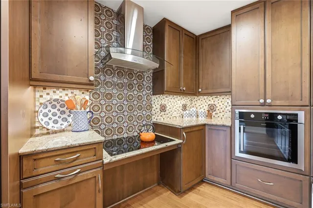 $1,200,000 | 2274 Queens Way, Naples, FL 34112