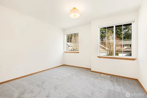 $535,000 | 923 Sarah Court Northwest, Olympia, WA 98502