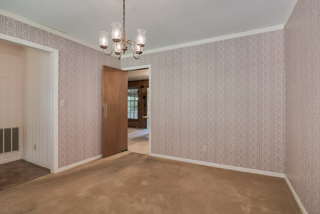 326 Pleasant Home Road Augusta, GA 30907 - Photo 7 of 33