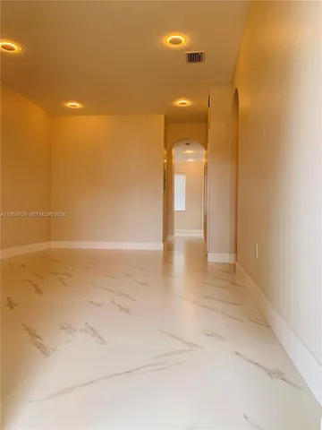 $2,499 | 7050 Northwest 177th Street, Unit 20311, Hialeah, FL 33015