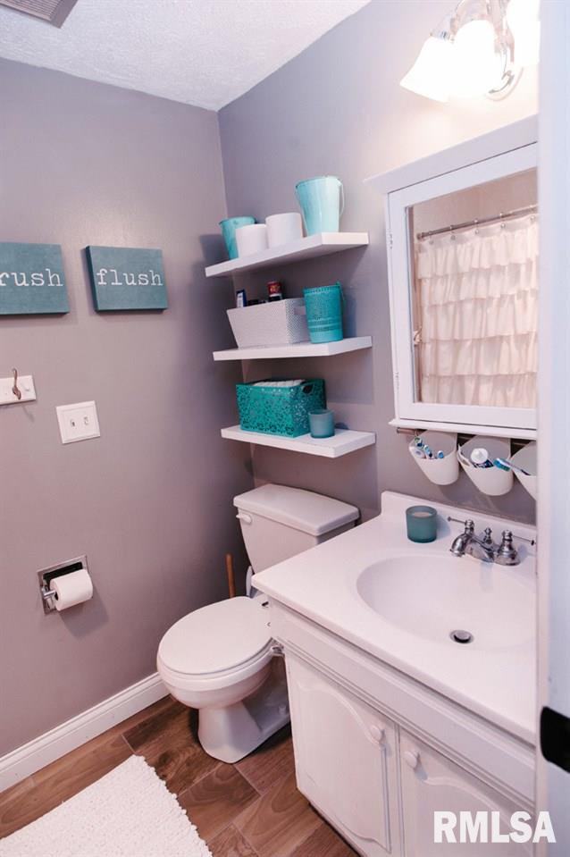 708 Westgate Road Washington, IL 61571 - Photo 18 of 25 Gallery Image 18