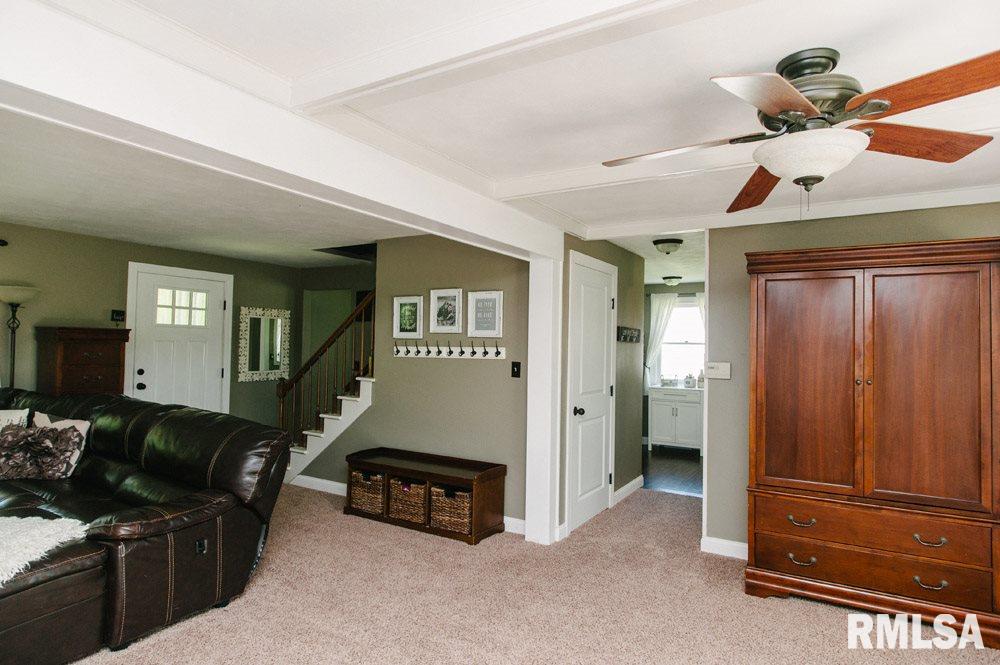 708 Westgate Road Washington, IL 61571 - Photo 21 of 25 Gallery Image 21