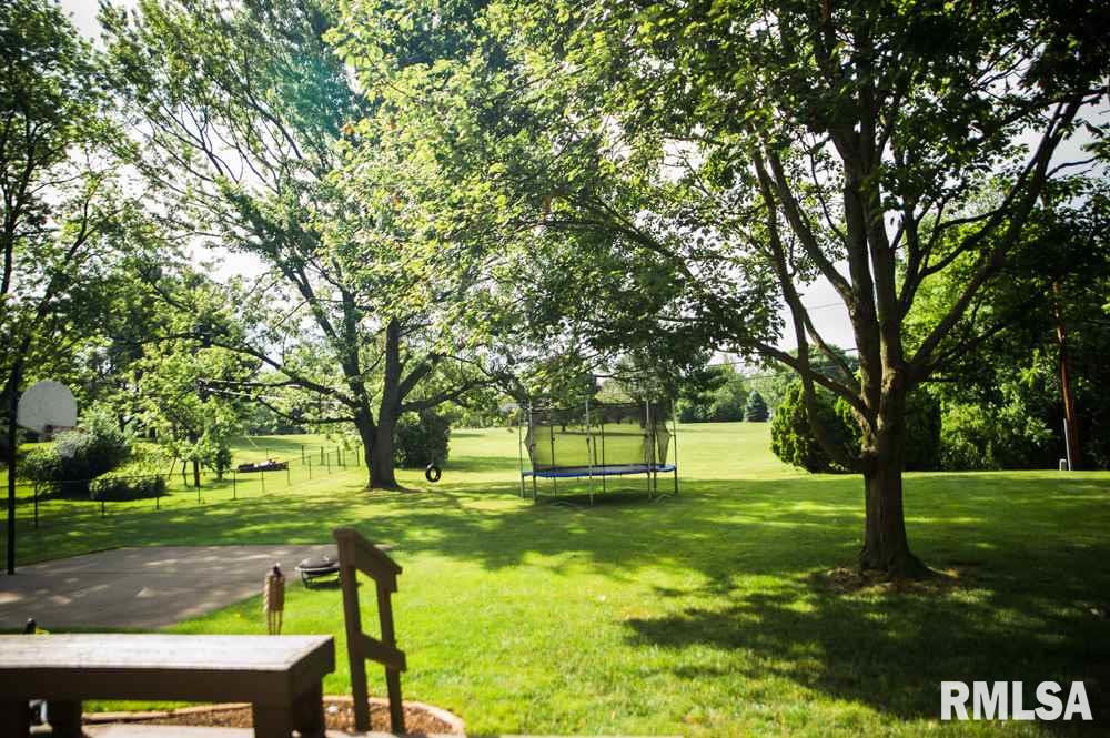 708 Westgate Road Washington, IL 61571 - Photo 23 of 25 Gallery Image 23