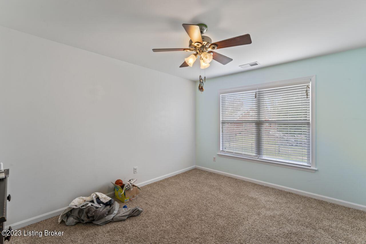 7614 Crestline Road Louisville, KY 40214 - Photo 30 of 35 DSC02736