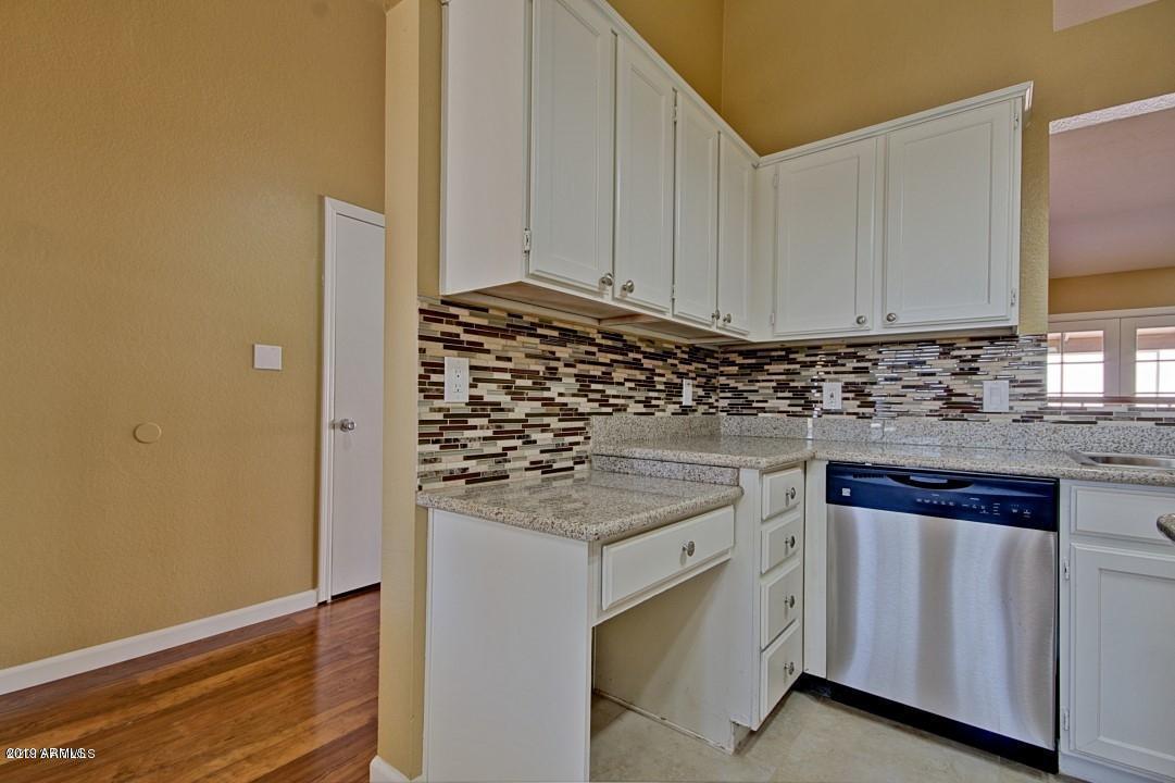 9012 West Granada Road Phoenix, AZ 85037 - Photo 17 of 36 Kitchen9