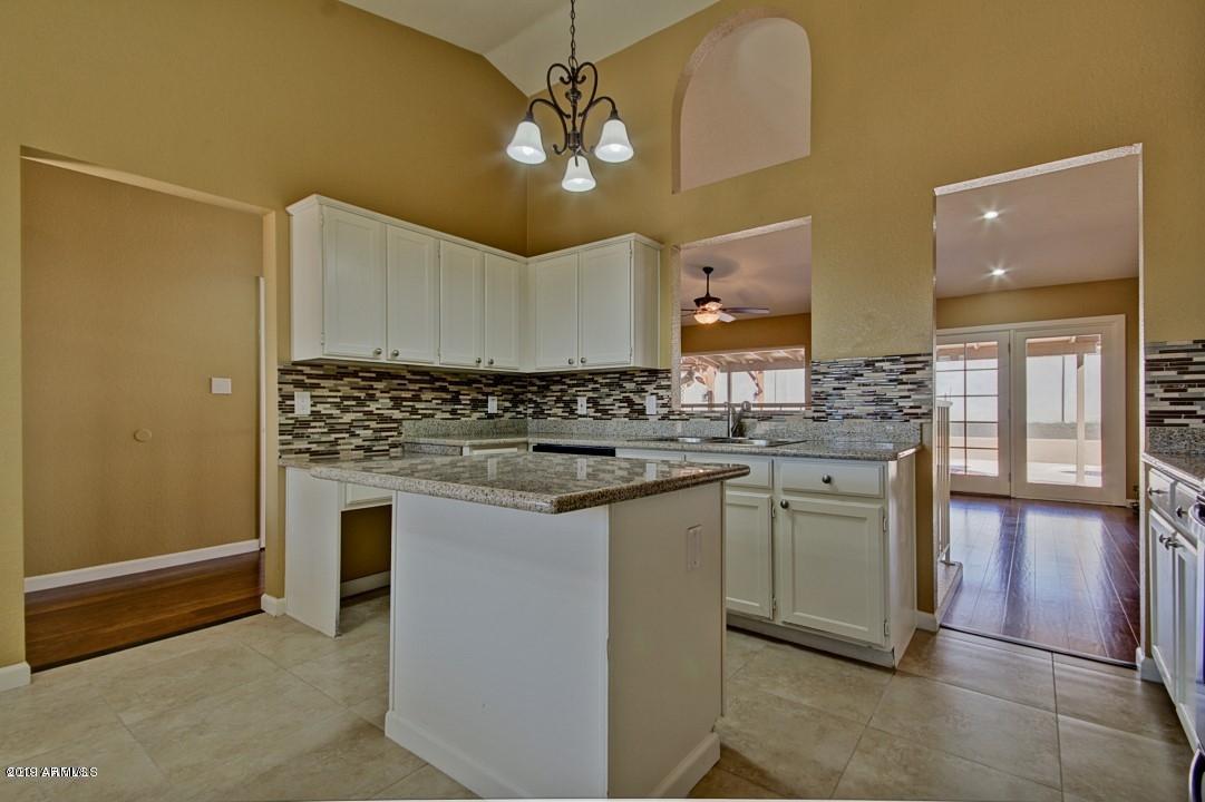 9012 West Granada Road Phoenix, AZ 85037 - Photo 18 of 36 Kitchen6