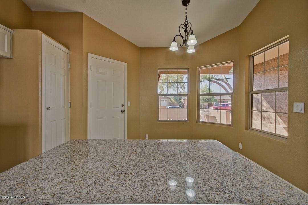 9012 West Granada Road Phoenix, AZ 85037 - Photo 10 of 36 Dine in Kitchen2