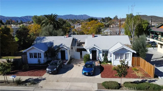 $880,000 | 411 North Main Street, Lake Elsinore, CA 92530