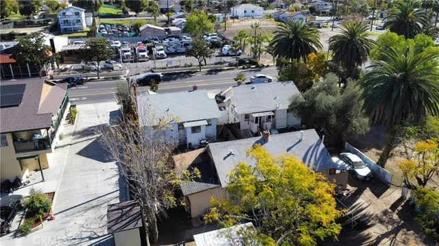 $880,000 | 411 North Main Street, Lake Elsinore, CA 92530