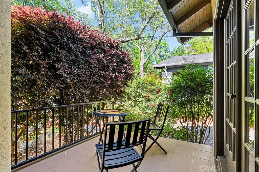 587 East 3rd Street Chico, CA 95928 - Photo 11 of 73