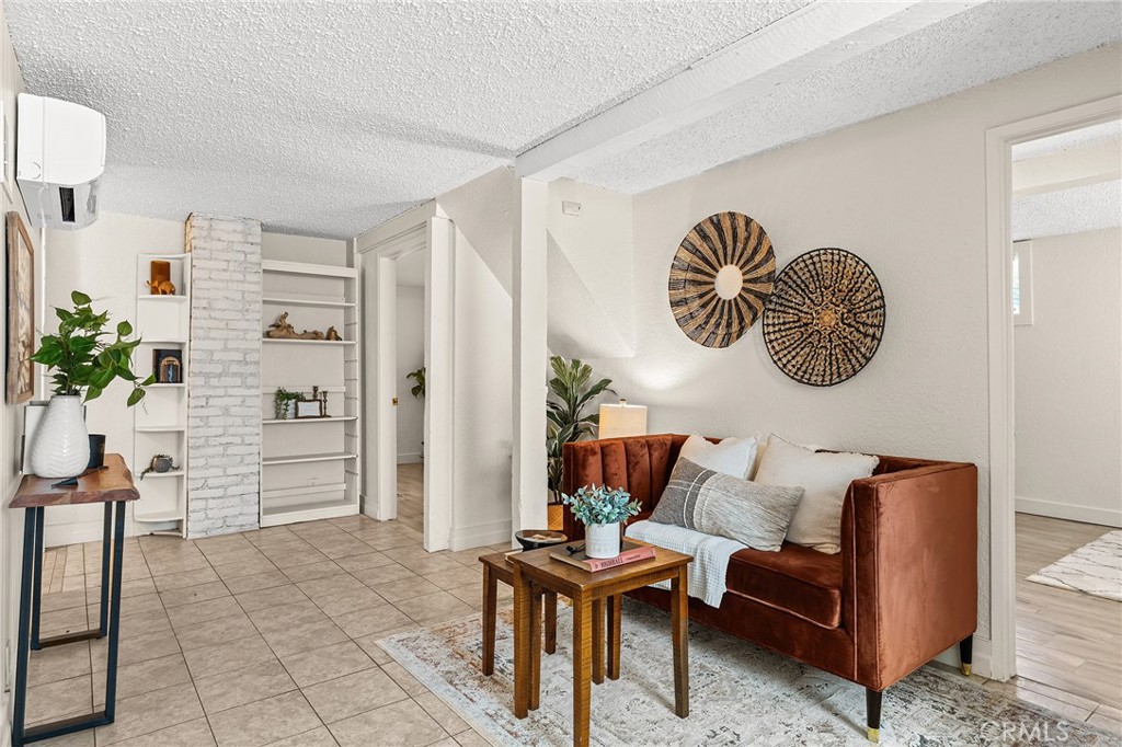 587 East 3rd Street Chico, CA 95928 - Photo 45 of 73 Lower unit