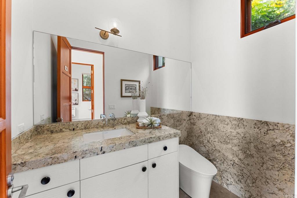 1866 Sheridan Road Encinitas, CA 92024 - Photo 44 of 75 Half bath