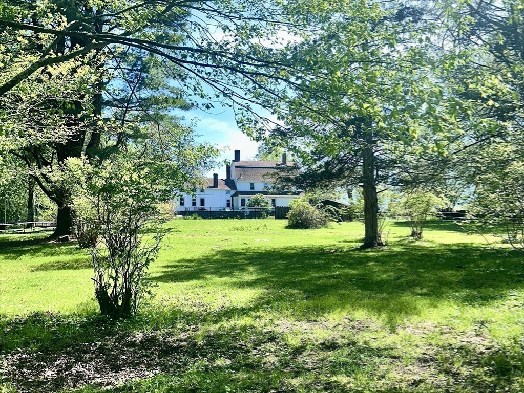 5 Putnam Hill Road Sutton, MA 01590 - Photo 36 of 42