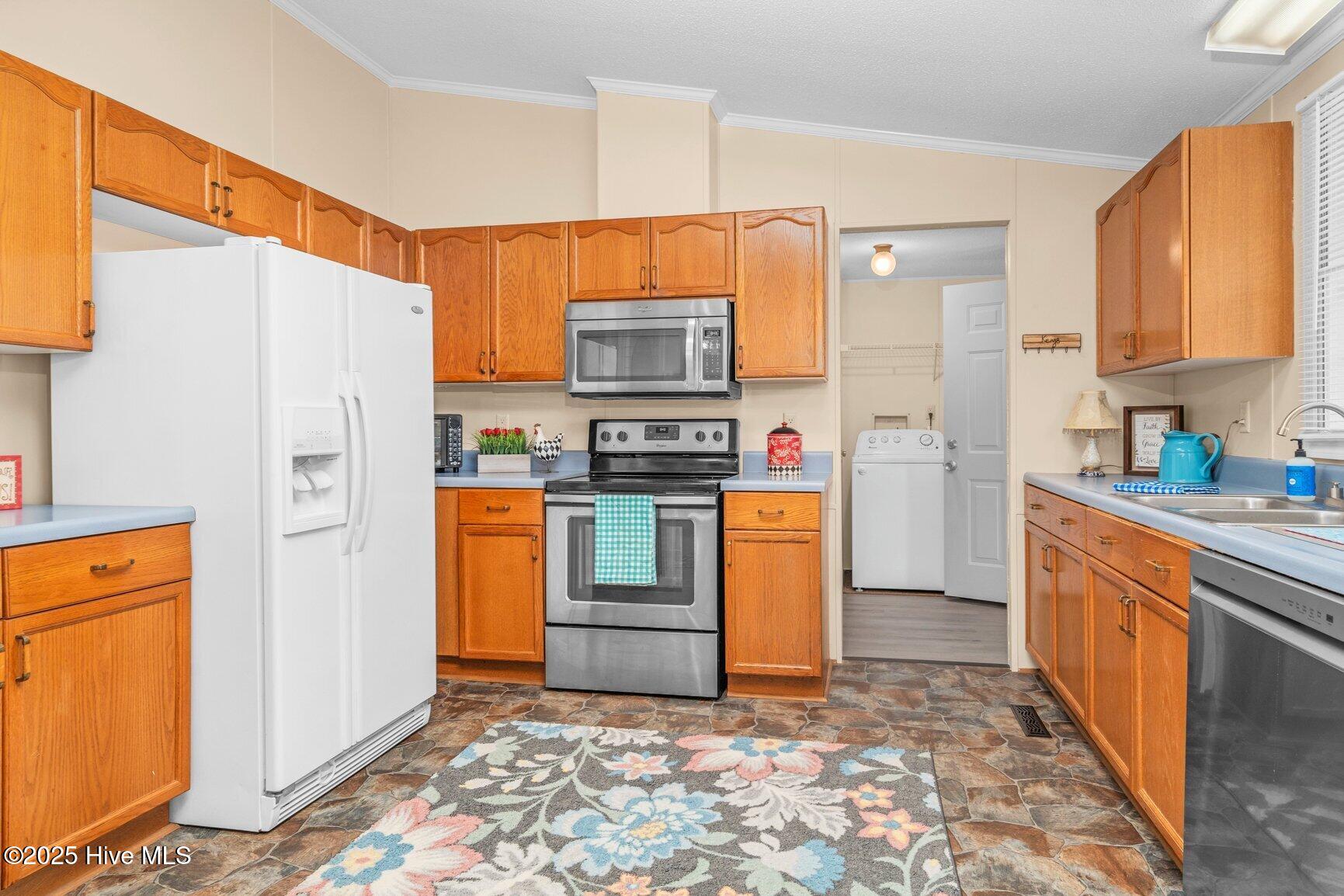 1266 East Old Spring Hope Road Nashville, NC 27856 - Photo 11 of 35 Kitchen