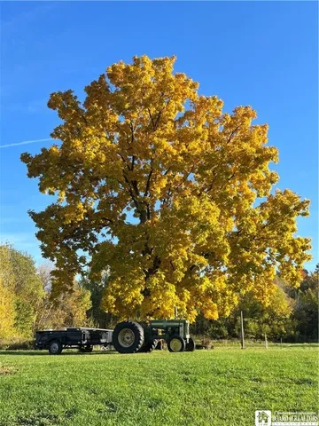 $270,000 | 10391 West Side Hill Road, Ripley, NY 14775