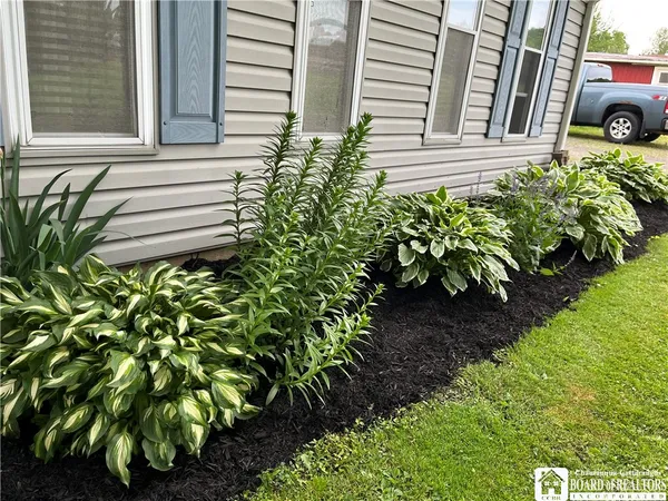 $265,000 | 10391 West Side Hill Road, Ripley, NY 14775