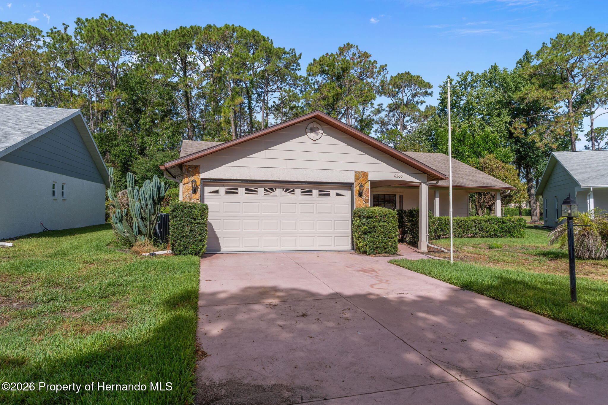 6300 Darien Way Spring Hill, FL 34606 - Photo 5 of 95