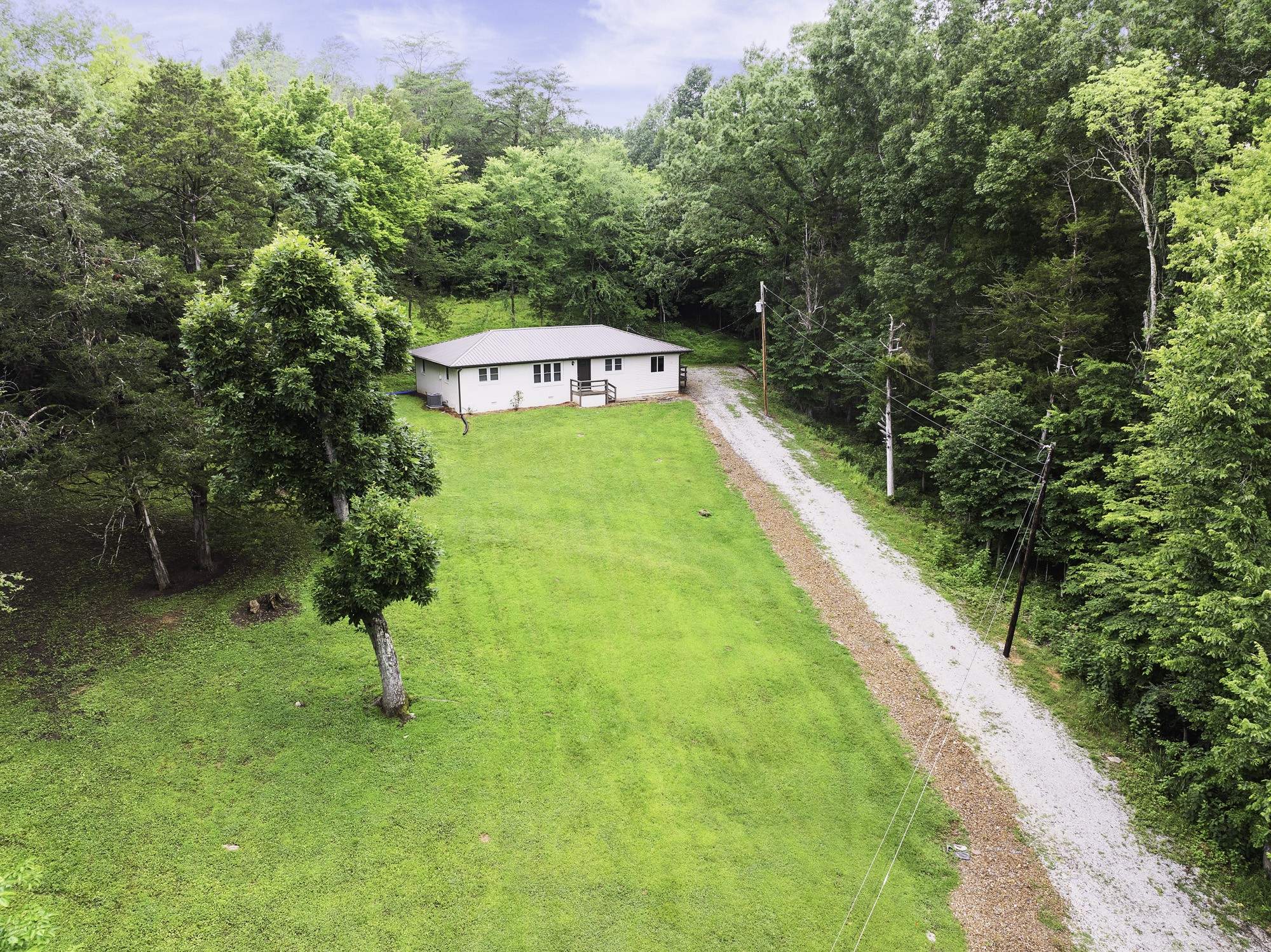 112 Sam Horner Lane Decaturville, TN 38329 - Photo 6 of 27 Gallery Image 6