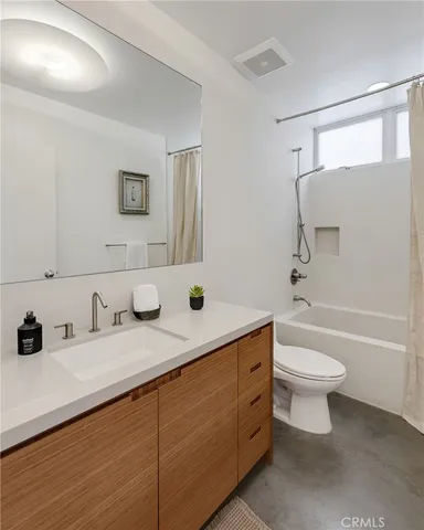 $39,500 | 27 Driftwood Street, Marina del Rey, CA 90292