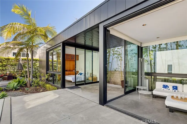 $39,500 | 27 Driftwood Street, Marina del Rey, CA 90292