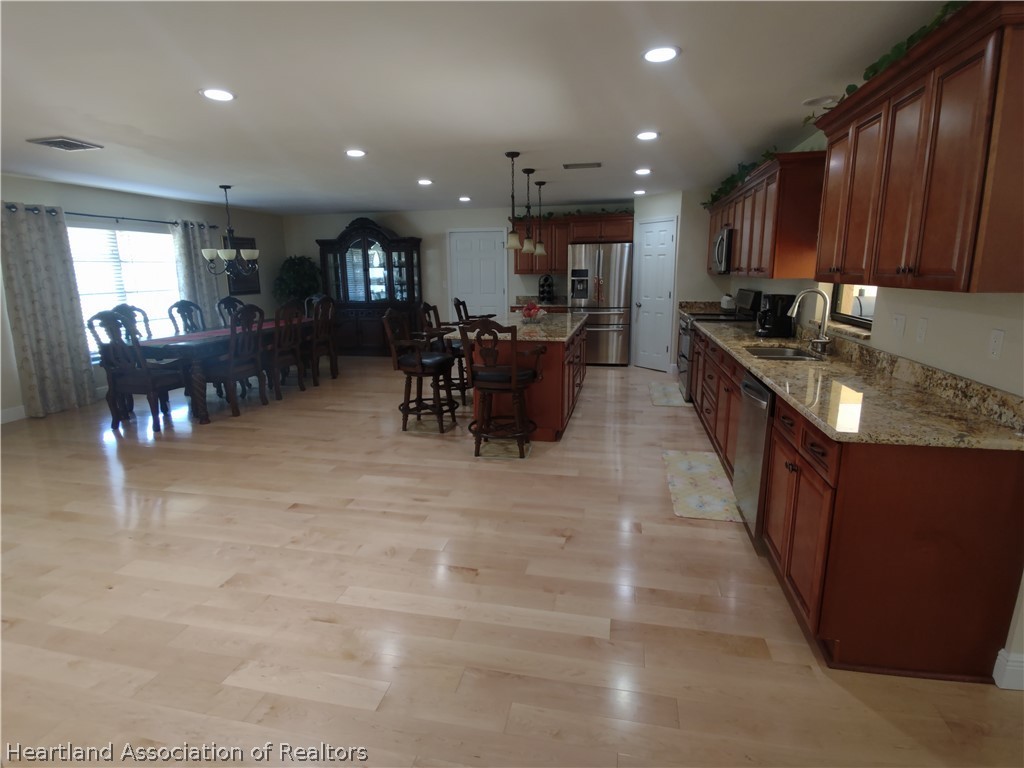 2323 Country Hill Road Sebring, FL 33872 - Photo 7 of 35 Gallery Image 7