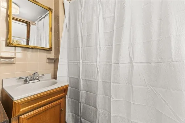 $809,900 | 323 Washington Street, Norwood, MA 02062