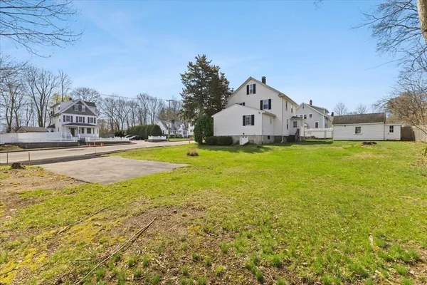 $809,900 | 323 Washington Street, Norwood, MA 02062