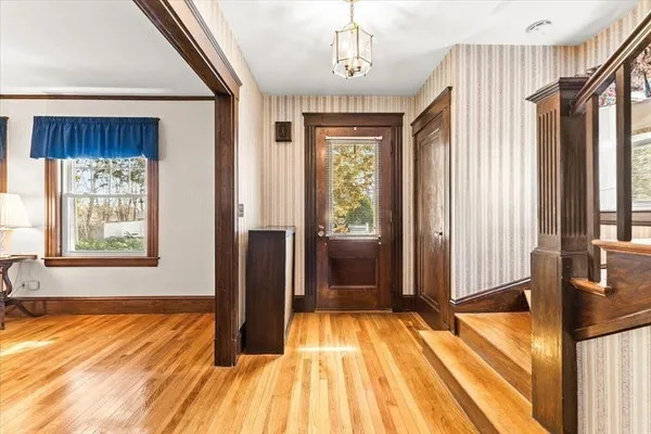 $809,900 | 323 Washington Street, Norwood, MA 02062