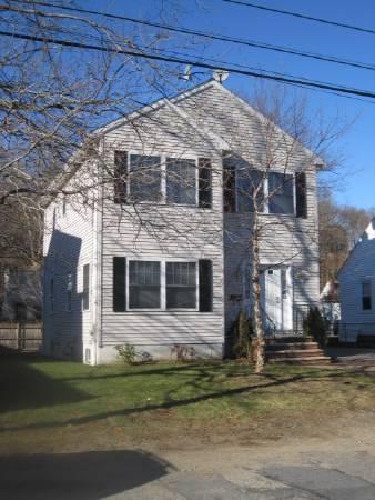 45 Holmes Road Dedham, MA 02026 - Photo 3 of 7 Gallery Image 3