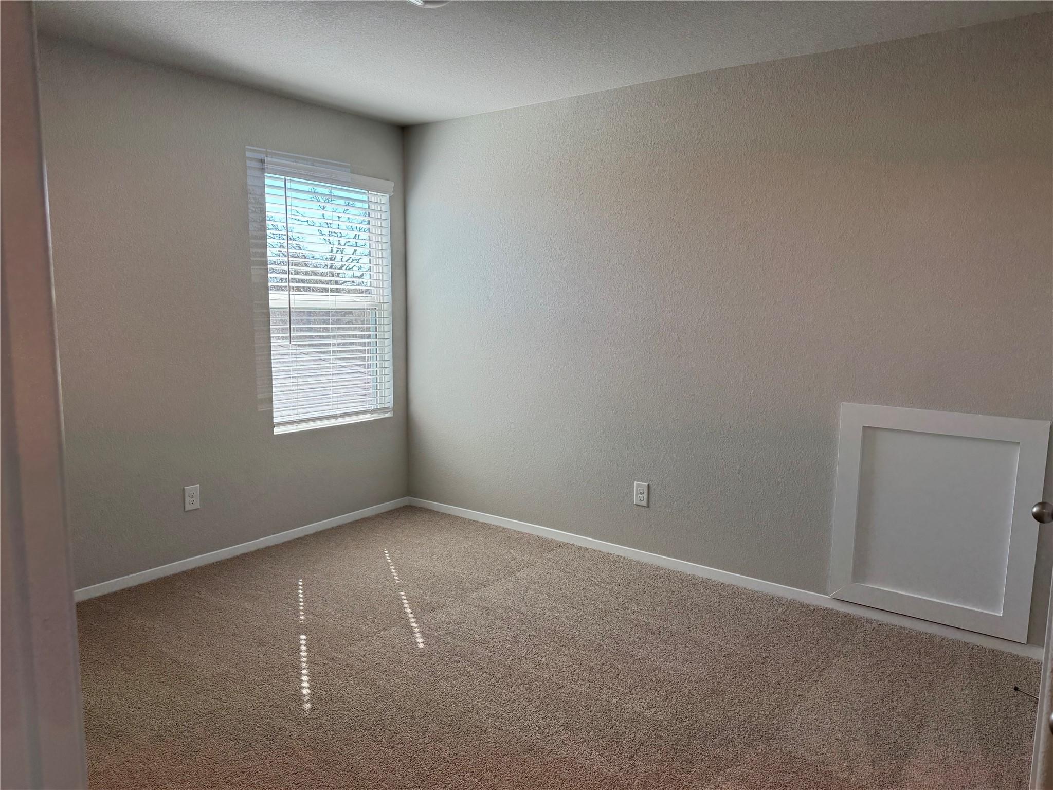 151 Bent Crk Lane Georgetown, TX 78628 - Photo 12 of 17 an empty room with windows