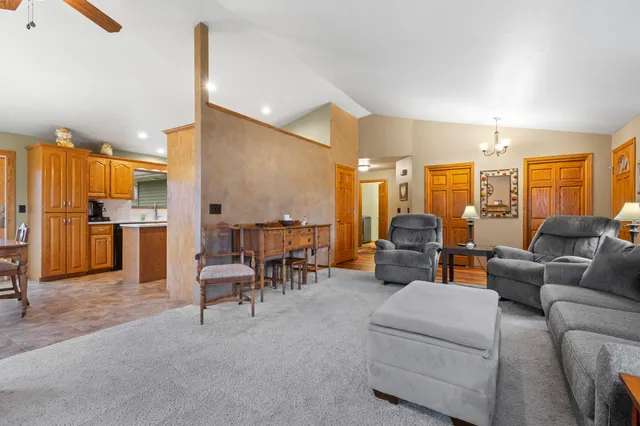 $479,900 | 1275 Carmen Court, De Pere, WI 54115