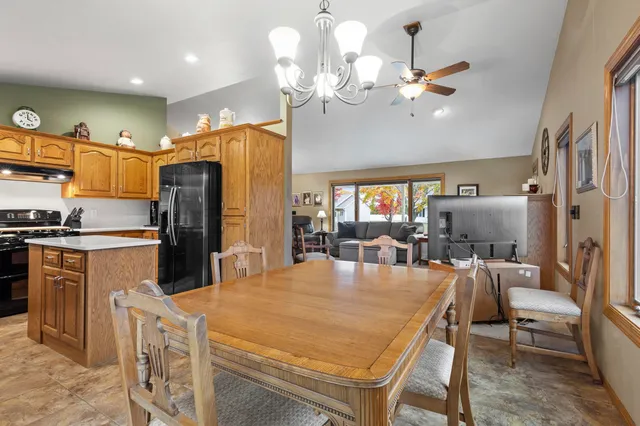 $479,900 | 1275 Carmen Court, De Pere, WI 54115