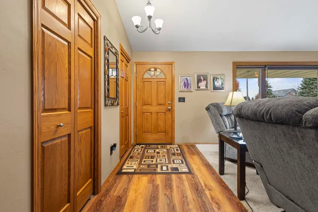 $479,900 | 1275 Carmen Court, De Pere, WI 54115