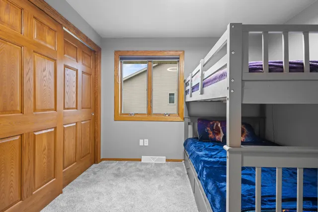 $479,900 | 1275 Carmen Court, De Pere, WI 54115