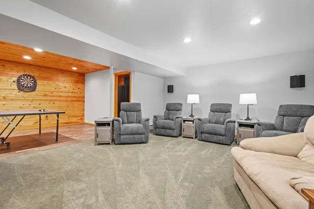 $479,900 | 1275 Carmen Court, De Pere, WI 54115