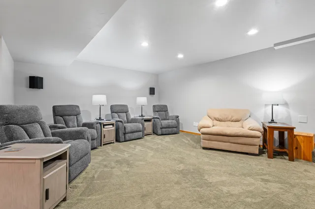 $479,900 | 1275 Carmen Court, De Pere, WI 54115