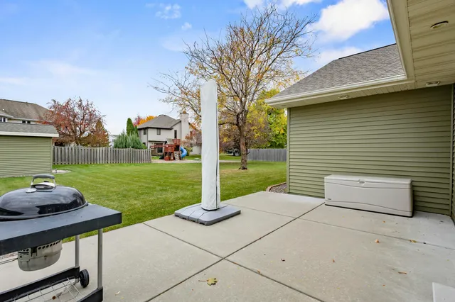 $479,900 | 1275 Carmen Court, De Pere, WI 54115