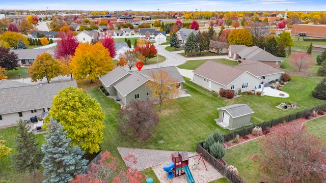 $479,900 | 1275 Carmen Court, De Pere, WI 54115